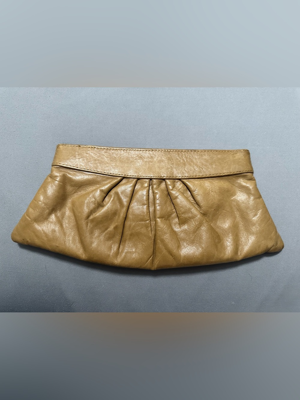 π€ Lauren Merkin Louise Light Brown Leather Clutch - Picture 3 of 9